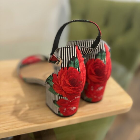 Floral Stripe Heels - Picture 3 of 4